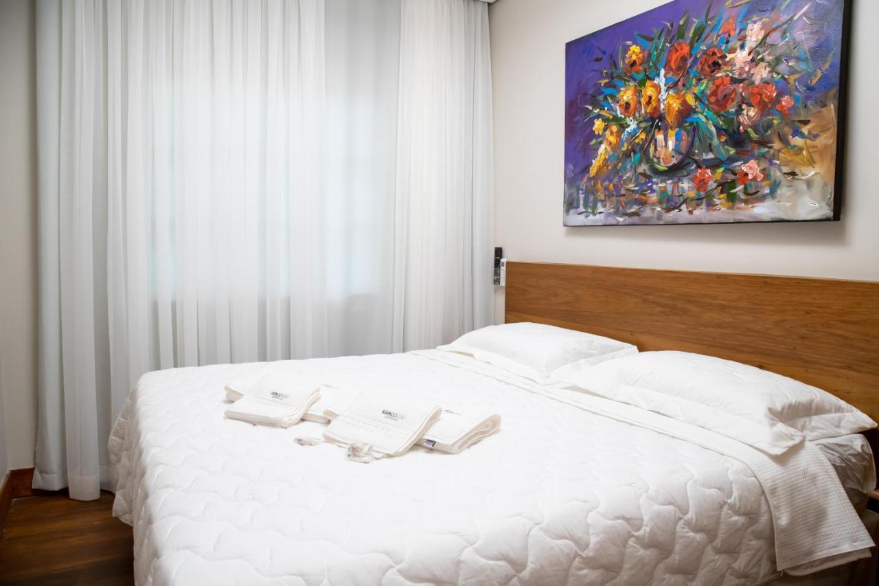 Espaco 250: Mobiliado Com 3 Quartos E Comodidades Modernas * Tiradentes