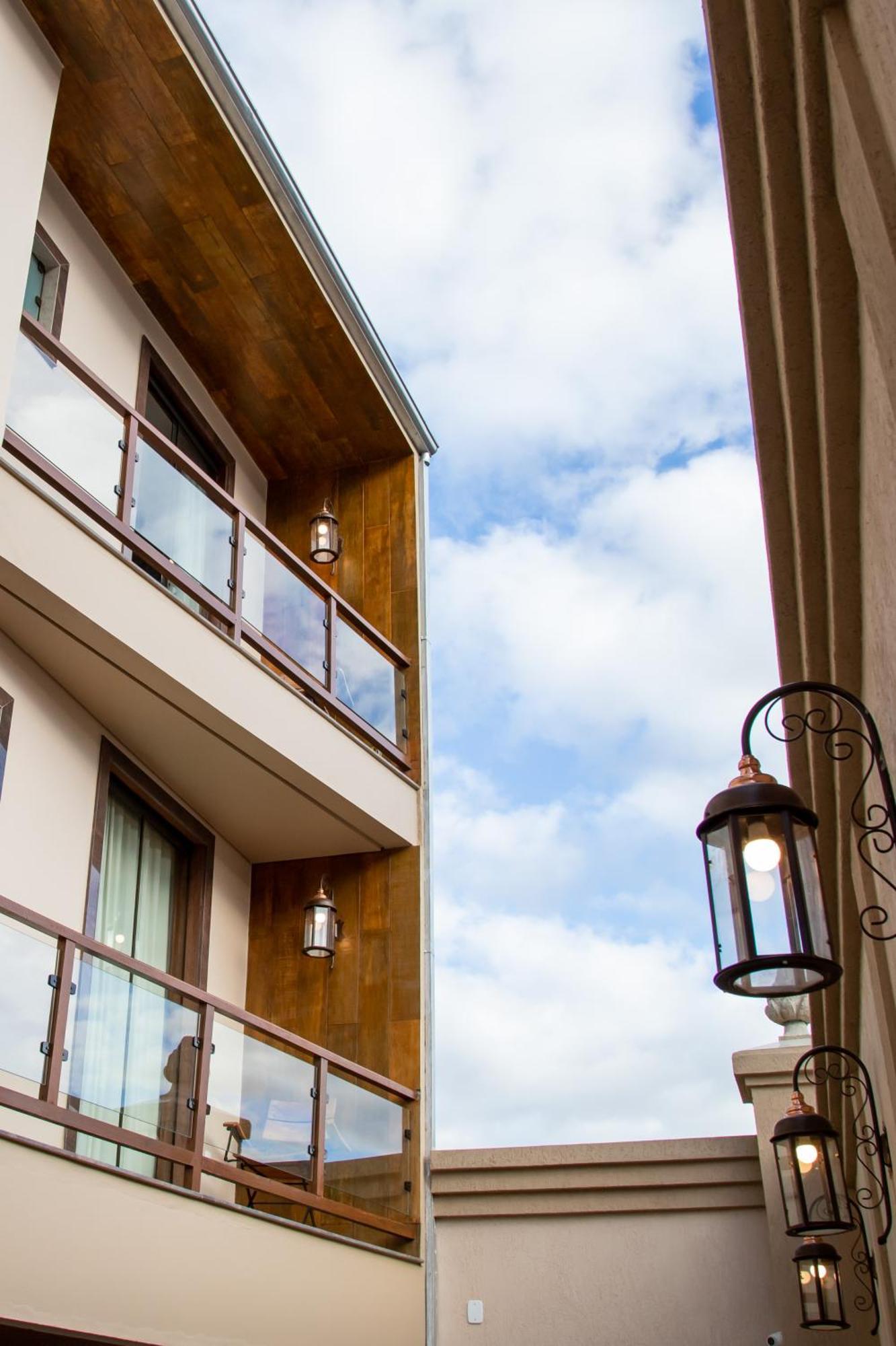 Apartment Espaco 250: Mobiliado Com 3 Quartos E Comodidades Modernas Tiradentes