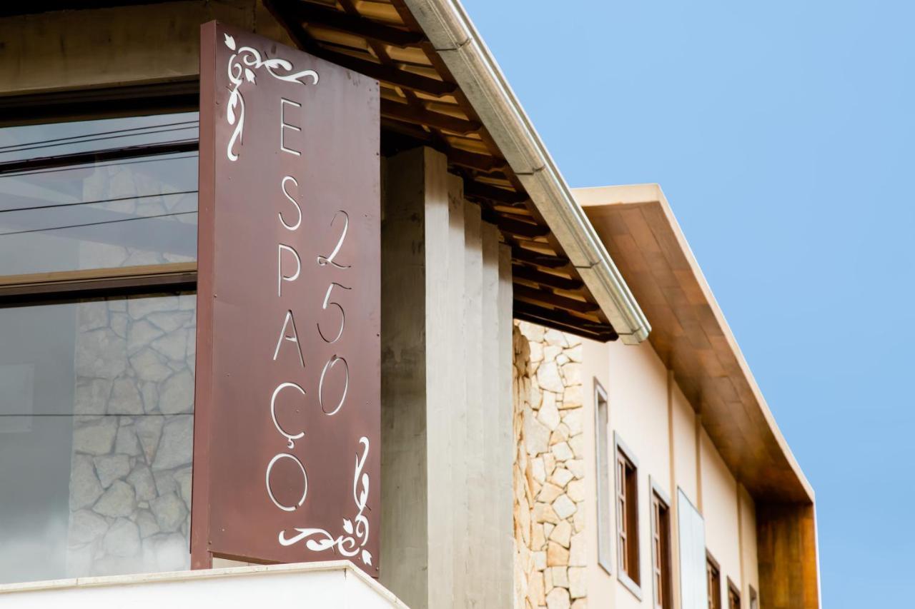 Espaco 250: Mobiliado Com 3 Quartos E Comodidades Modernas Tiradentes